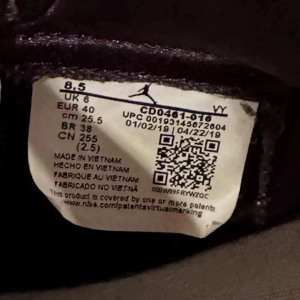 Nike Air Jordan woman’s size 8.5 - Picture 6 of 6